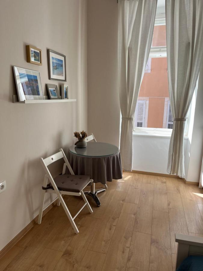 Check In Apartmán