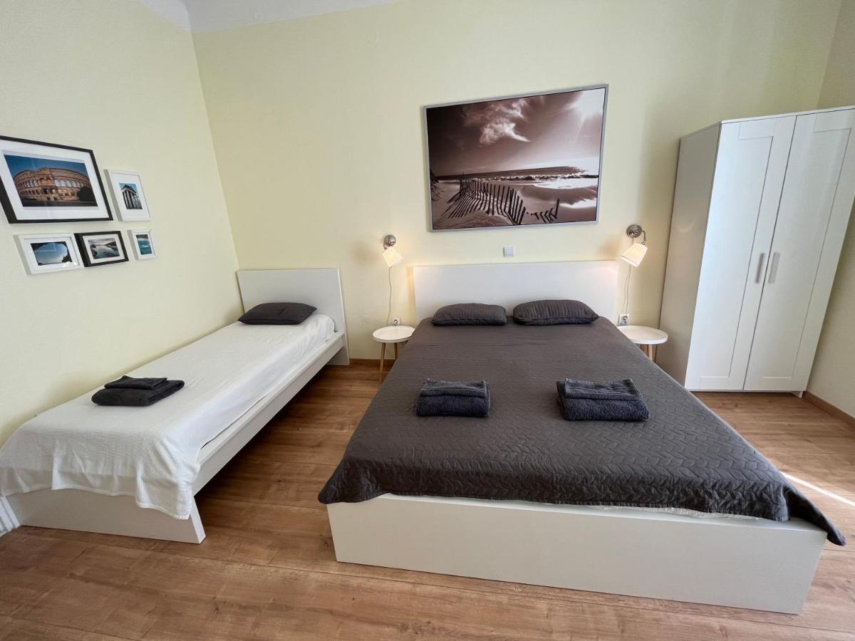 Apartmán Check In *